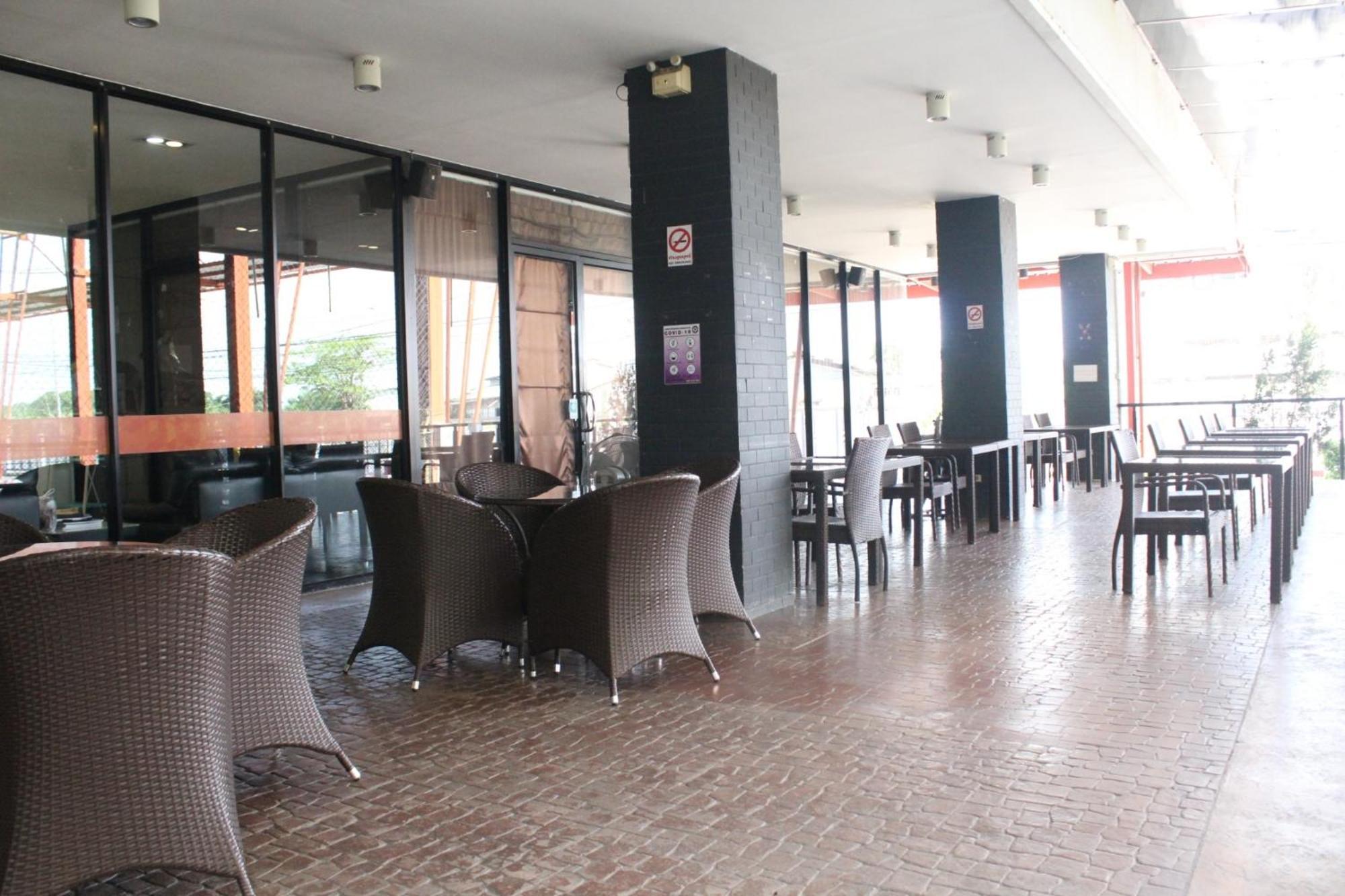 Phitsanulok United Exterior foto
